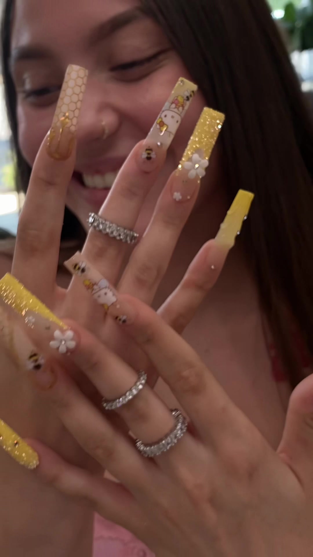 @Riya's Nails