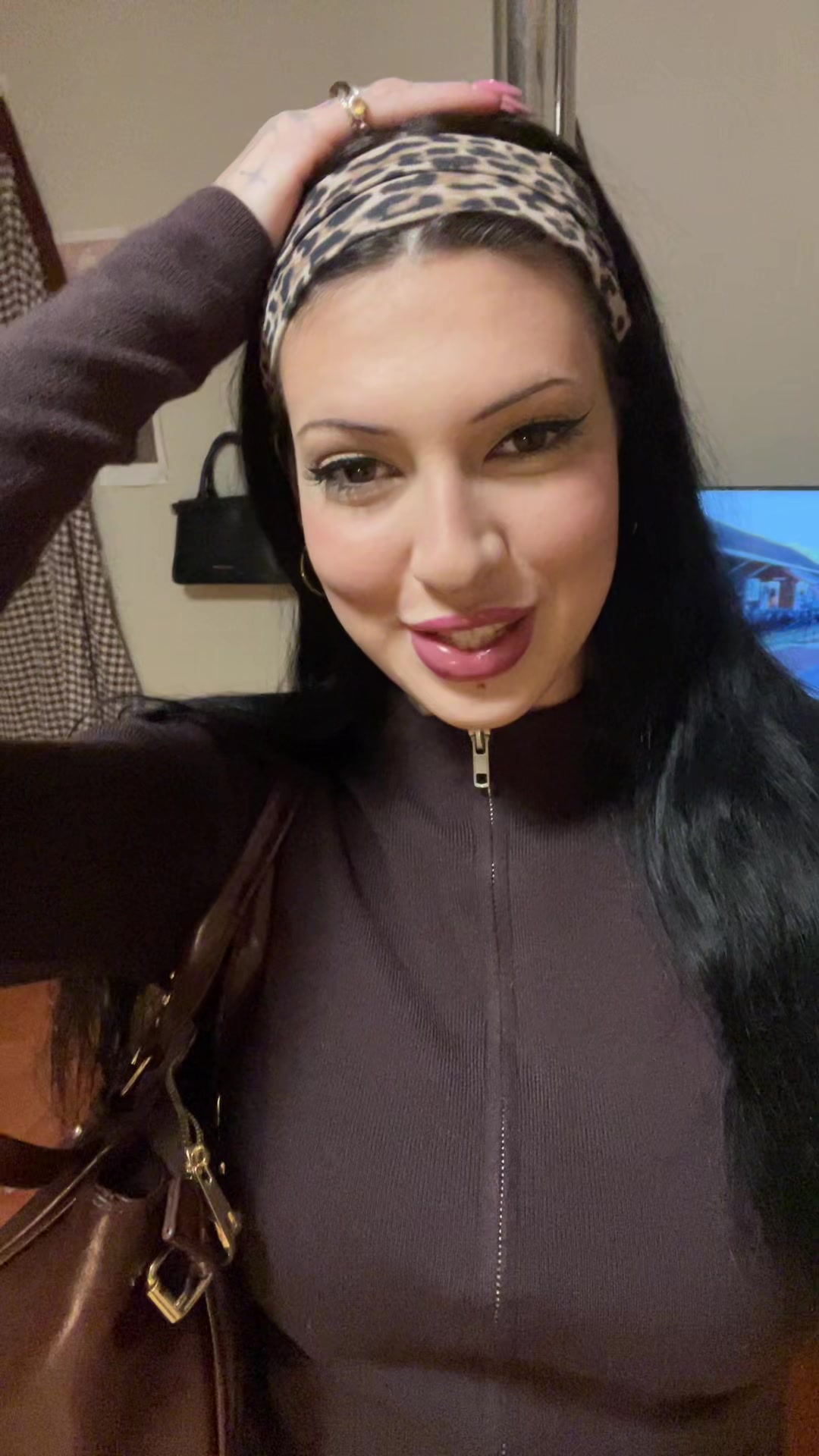 @mommysat1va