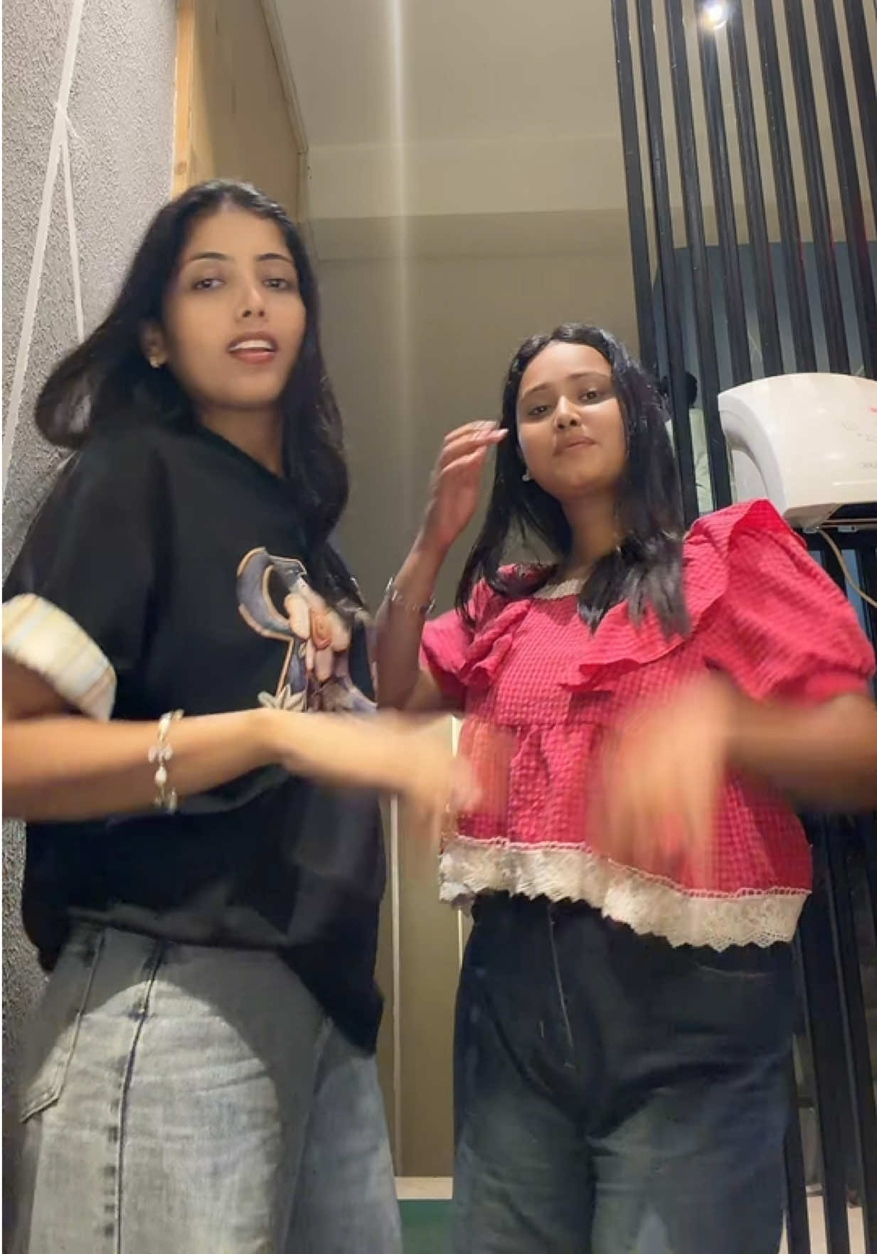 @Yadav_girl💫
