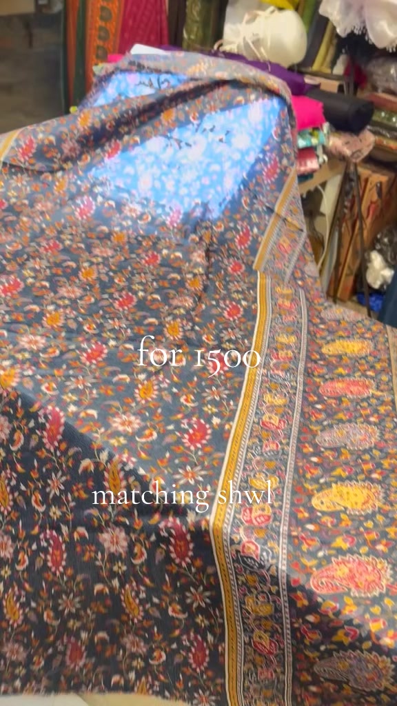 @Najeeb pashmina shawl centre