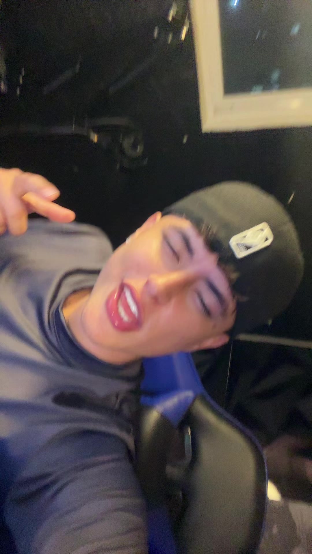 @Elmarquezzz_o