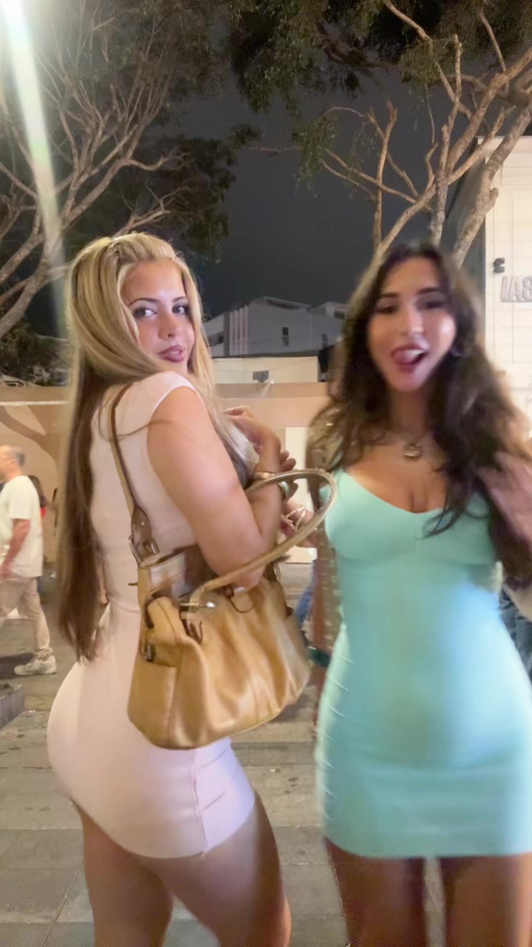 @TayTay