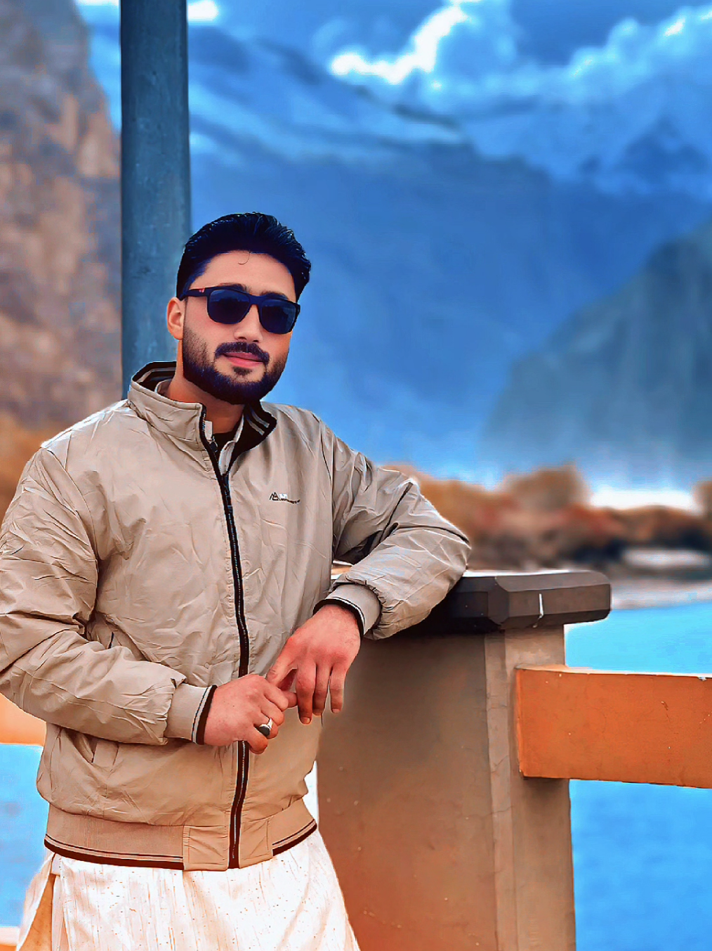 @Ayaz Veer