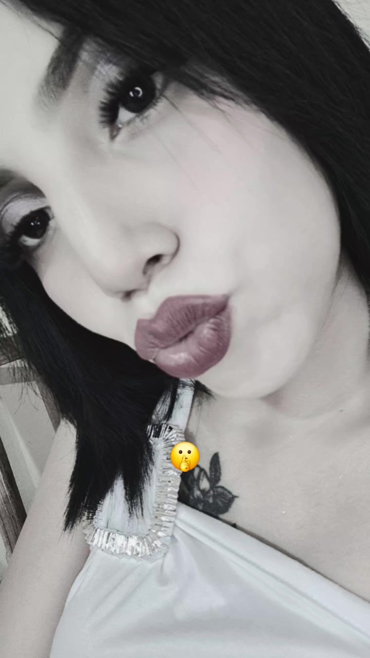 @Ticas 👑