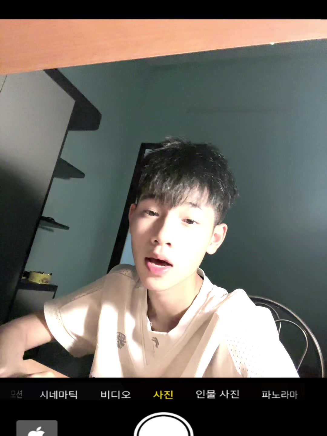 @𝙑𝙖̆𝙣 𝙏𝙧𝙪̛𝙤̛̀𝙣𝙜😪