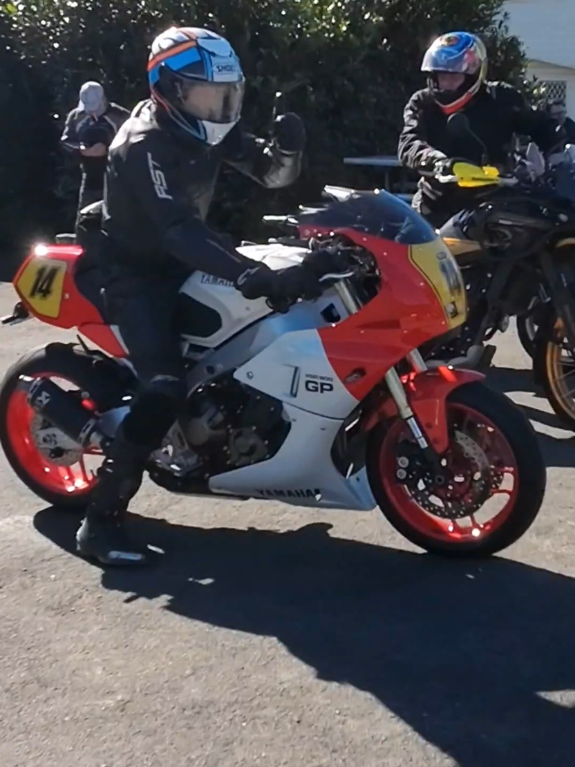 @FrankTriple Moto