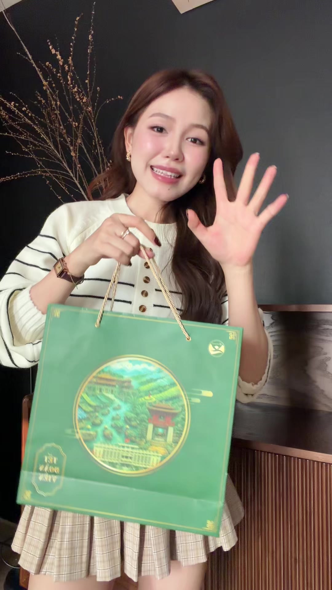 @Ngô Nguyễn Quỳnh Anh🐰ྀི