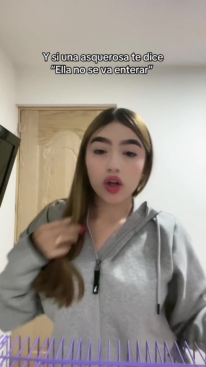 @𝓔𝓶𝓲𝓵𝔂 𝓗𝓮𝓷𝓪𝓸