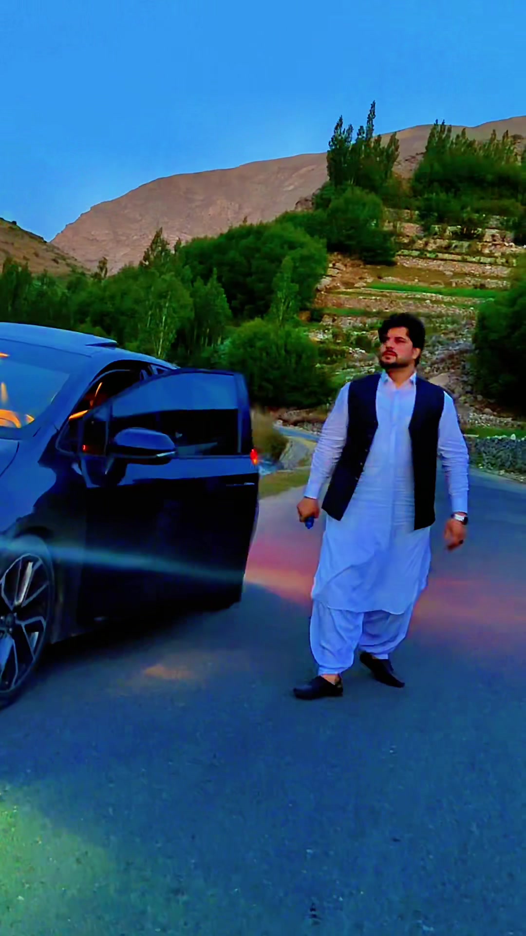 @Zahid khan Shinozada ♥️🇦🇫♥️