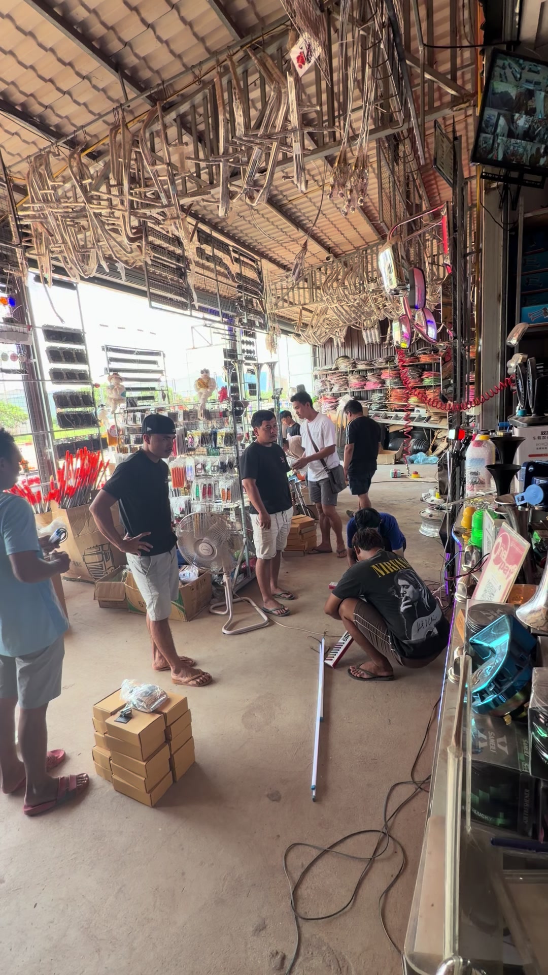 @ຕໍ້າອາໄຫ່ລແຕ່ງທາງ450ປີຂາຍສົ່ງ