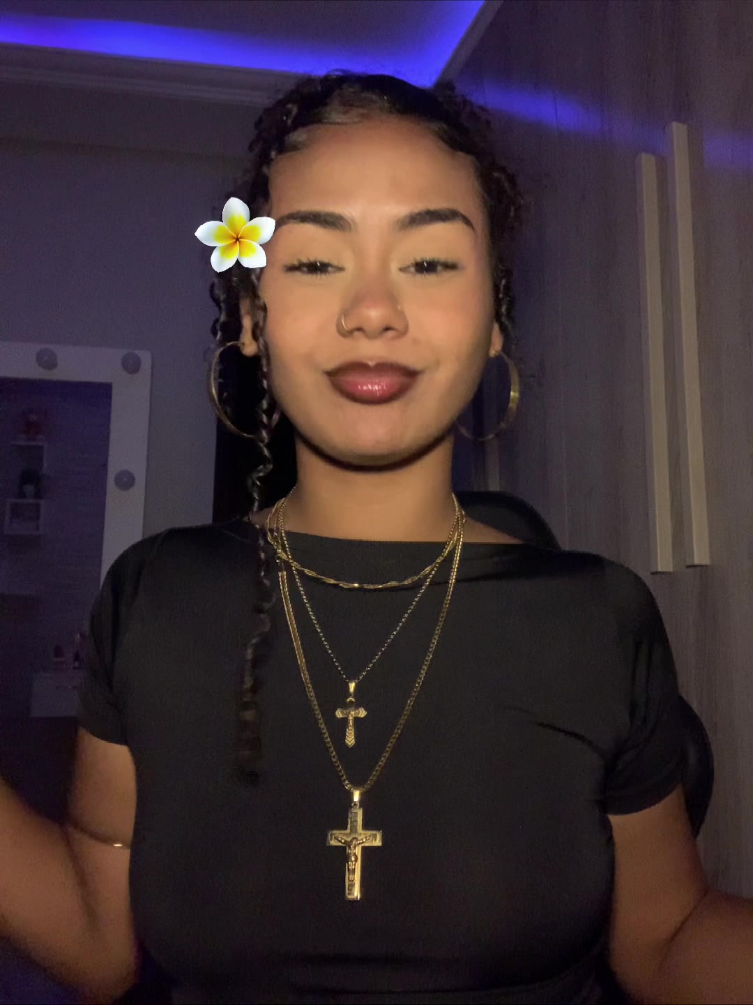 @𝓛𝓪𝓻𝔂𝓼𝓼𝓪 𝓣𝓸𝓷𝓱𝓸𝓵𝓲