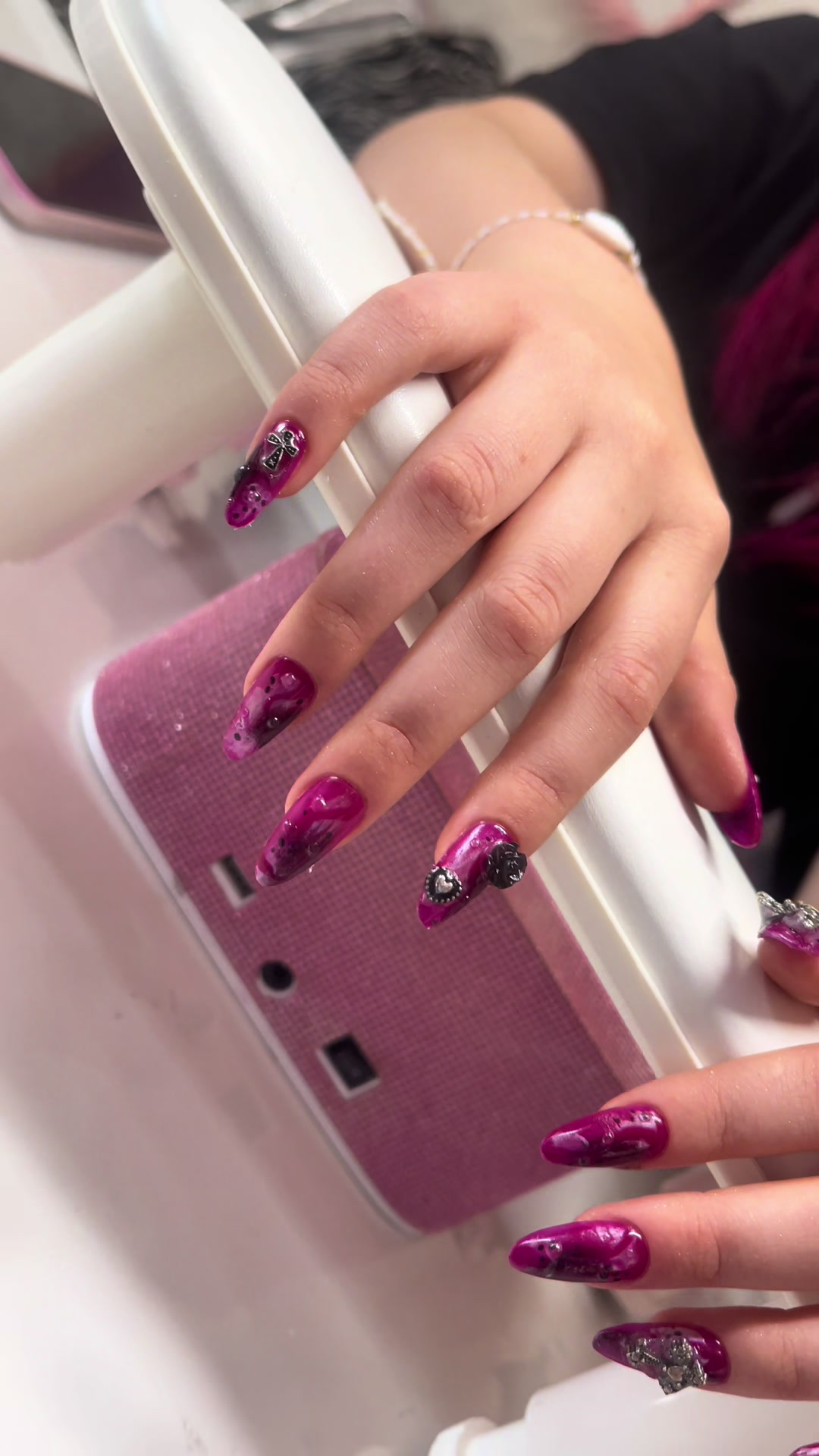 @nailzreligion