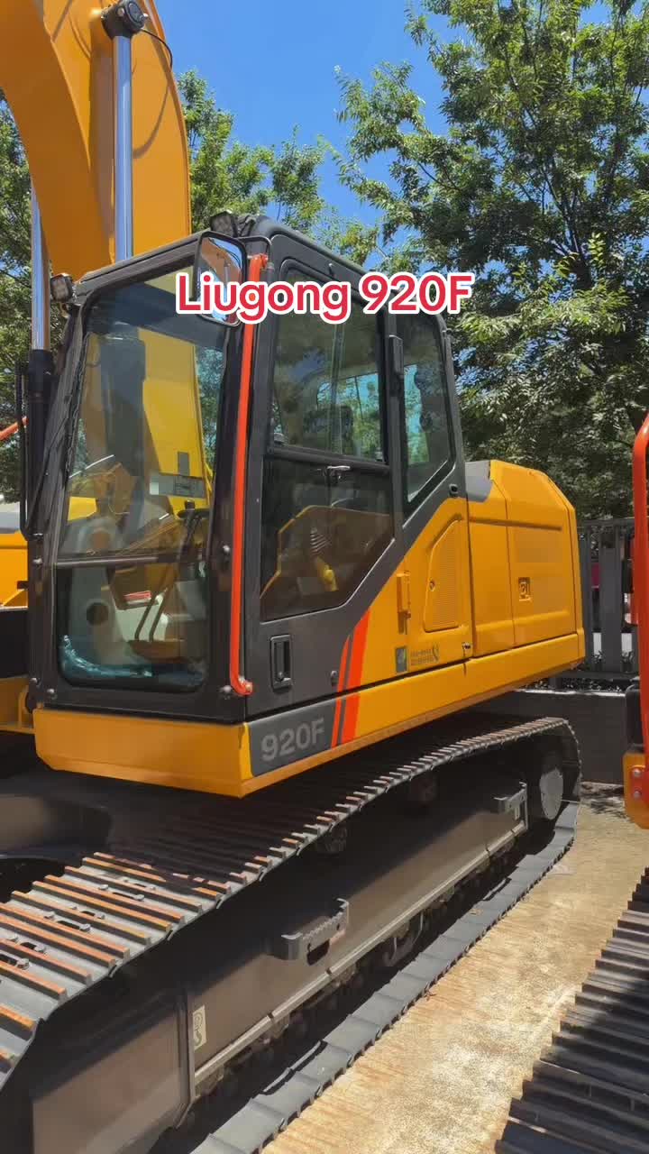 @Lynn-Excavator