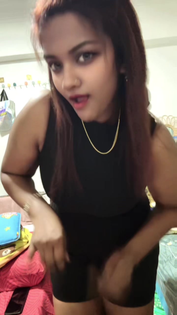 @Malini🖤💚✨🌻