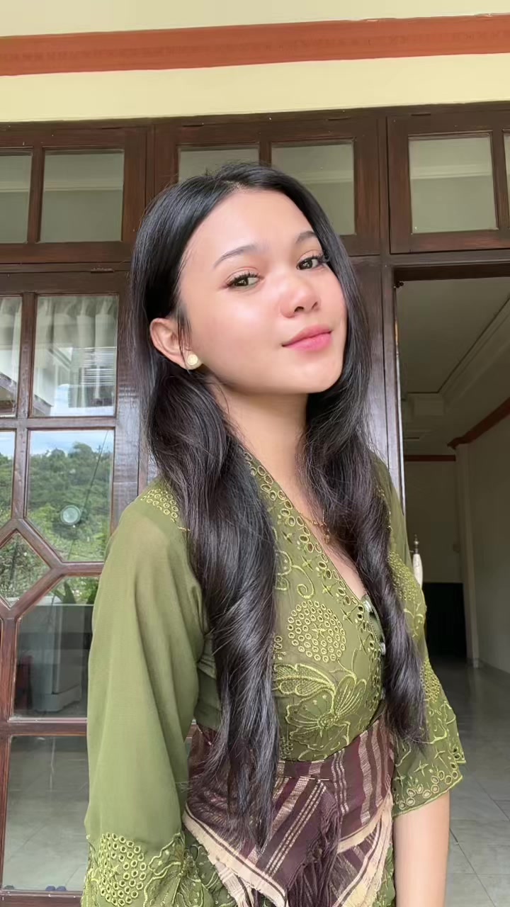 @ellaa