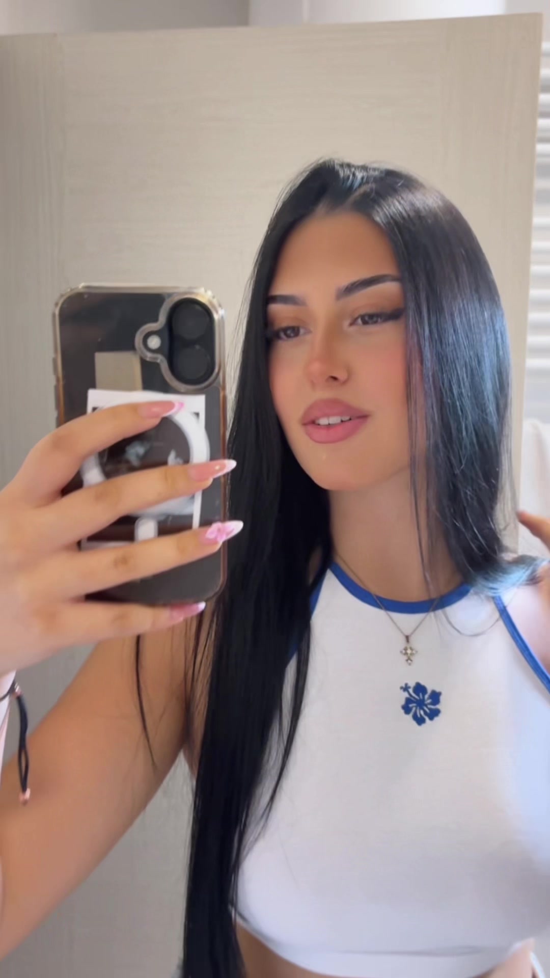 @ʟєɴʏ🍸