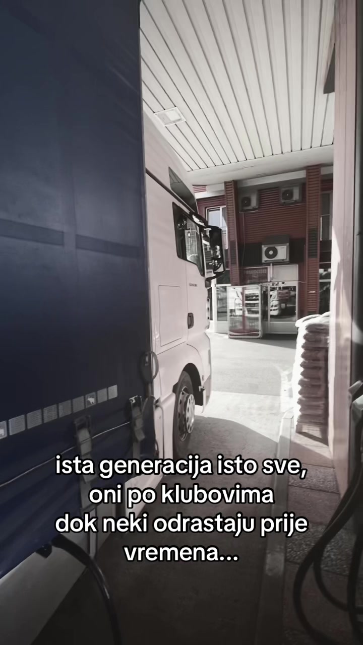 @🚛