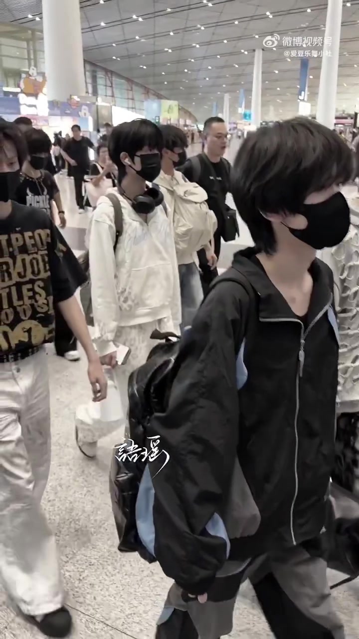 @โ๐ .Zuo Qihanโ๐ .