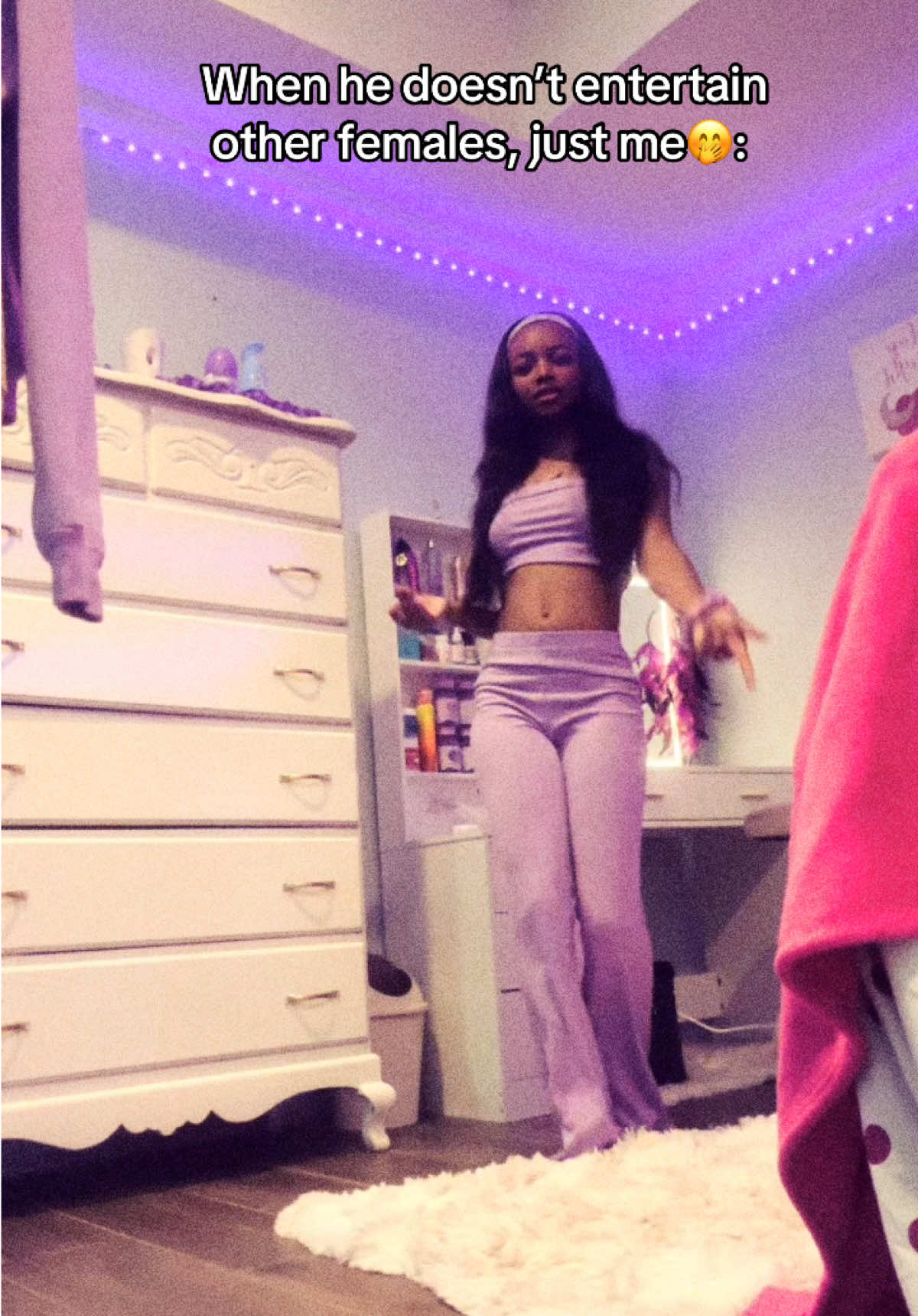 @𝐓𝐡𝐞𝐑𝐞𝐚𝐥𝐑𝐢𝐚𝐚💜