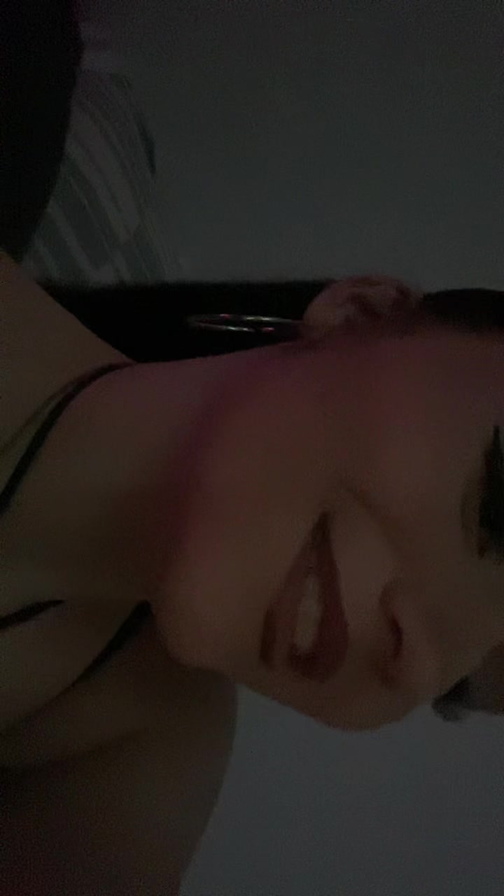 @roxanna
