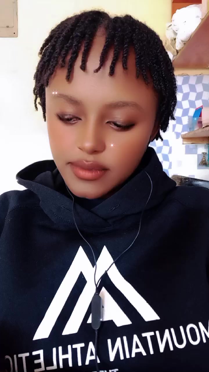@viviannah
