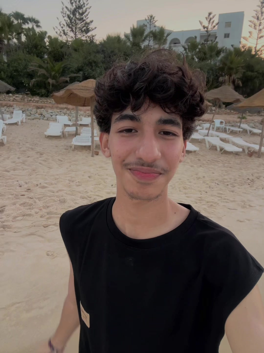 @4YHEM