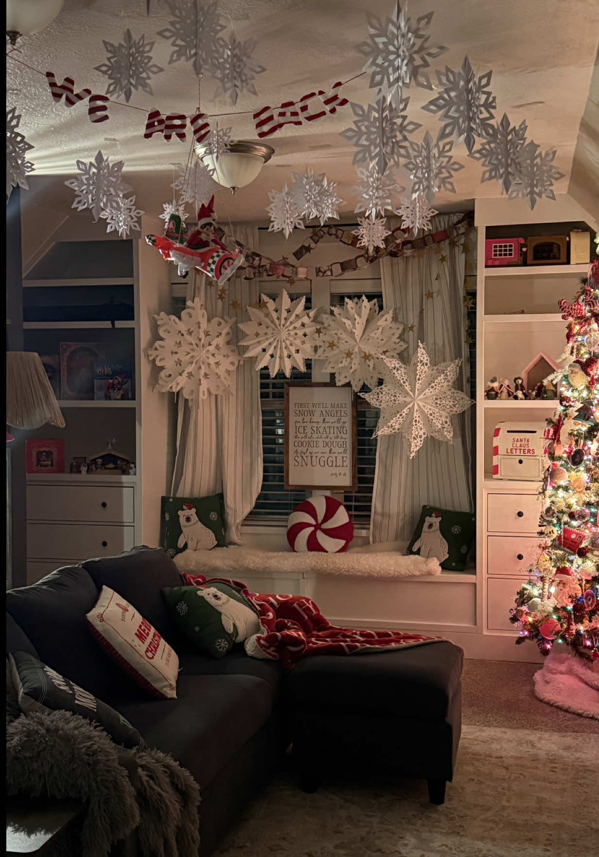 @Crystal | Cozy Home & Holiday