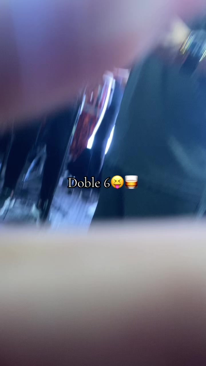 @Elenabrachocambar