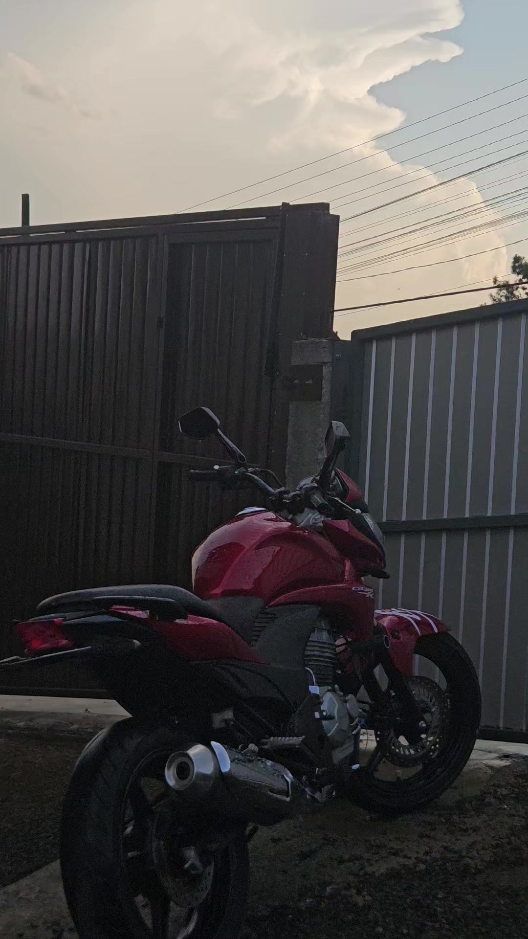 @vg cb300r