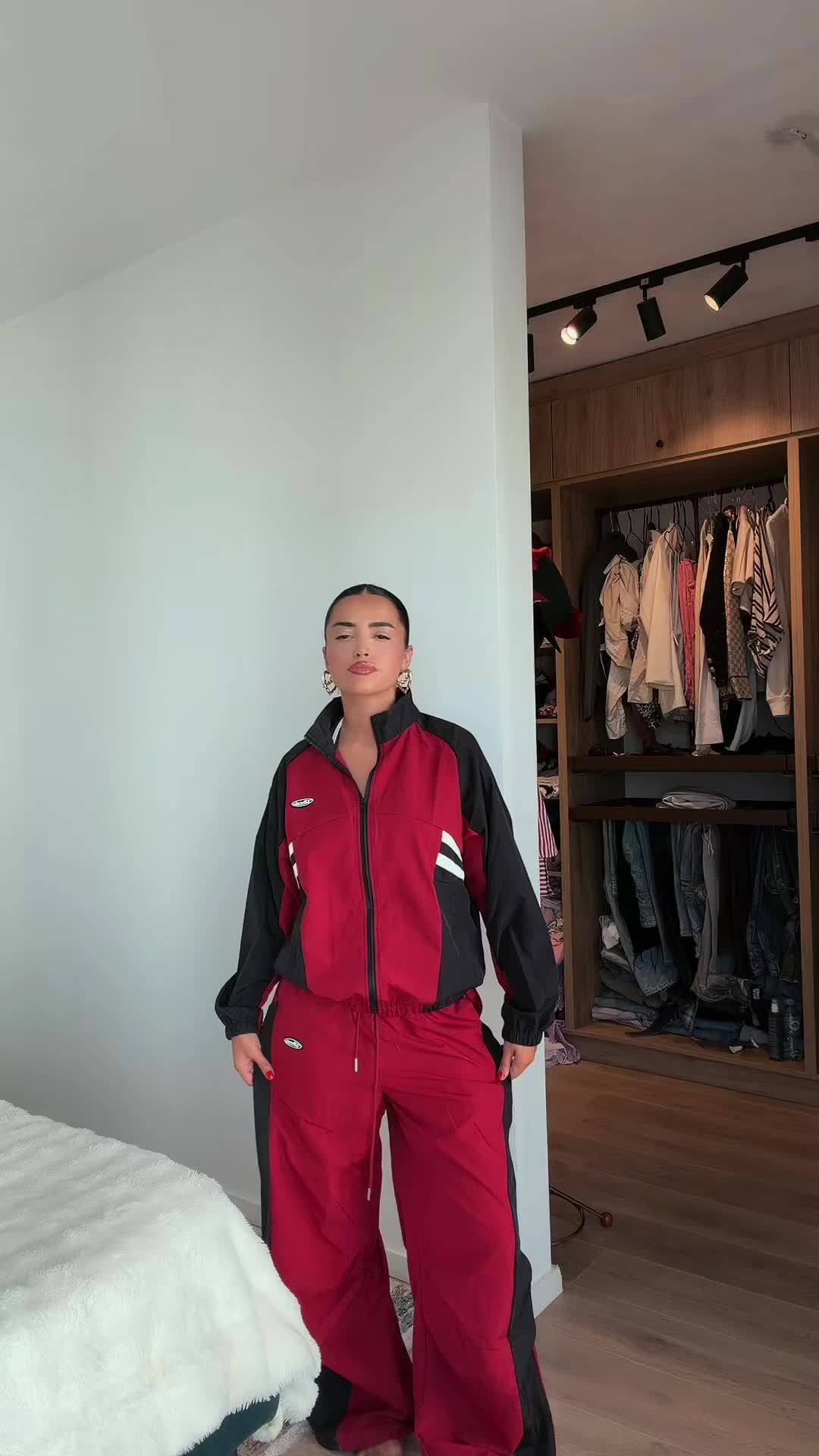 @ANISA VESELI ๐