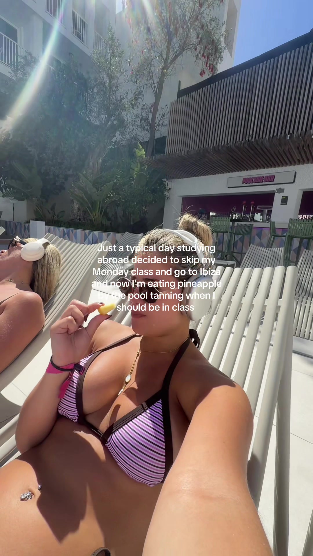 @Mel ⭐️⭐️⭐️⭐️