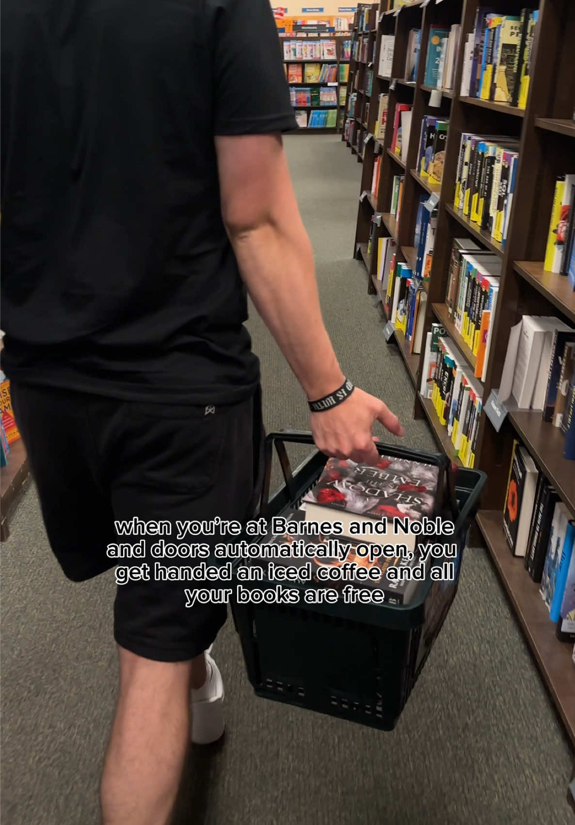 @ShanaSlays📚💍
