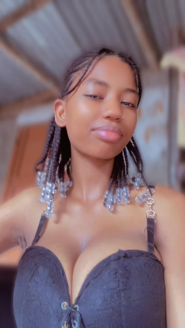 @@:fbah6.🇬🇳🇸🇱❤️🩹🪡🧵🦋