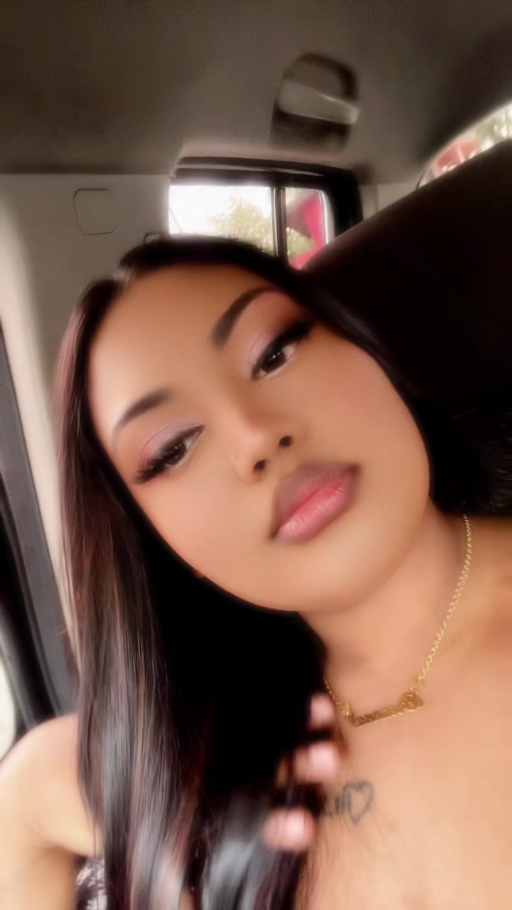 @Breanna🖤