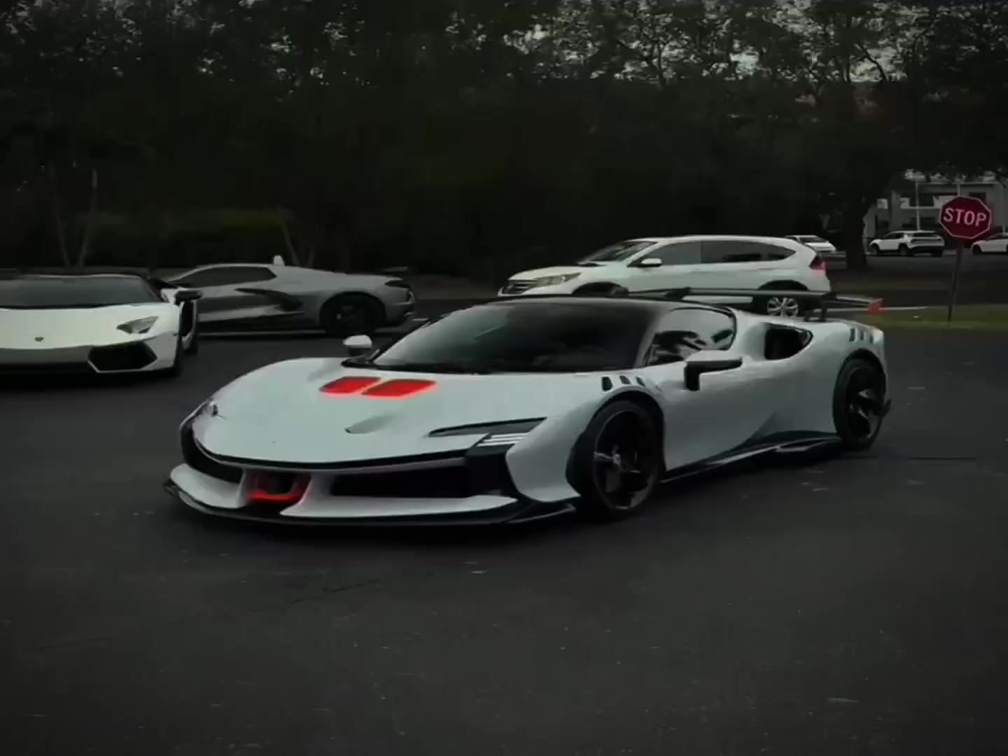 @𝑒𝑥𝑦𝑦𝑑𝑒𝑎𝑑