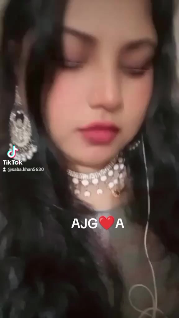 @SABA KHAN official ❤️🇵🇰