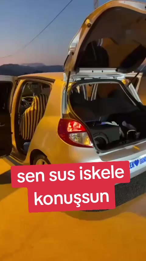 @🤫