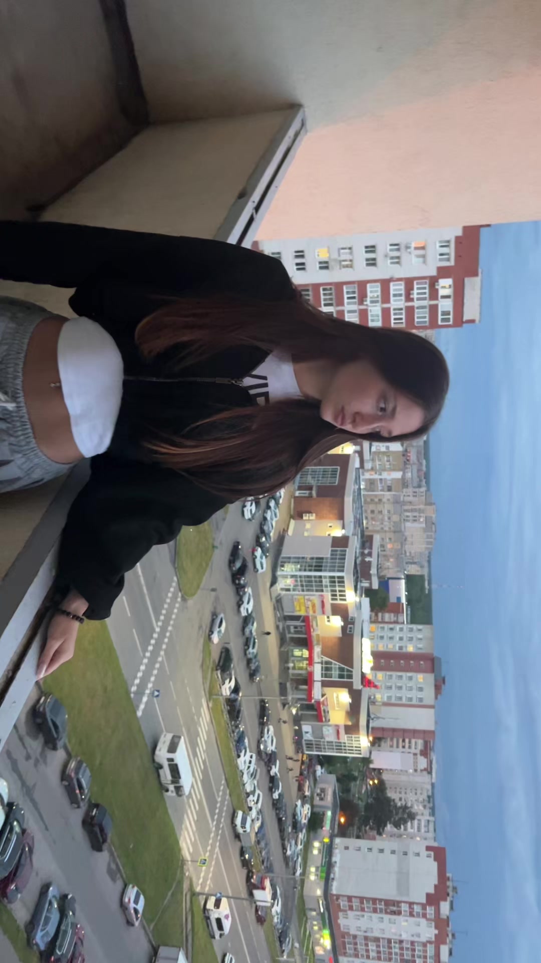 @Нюдя🪽