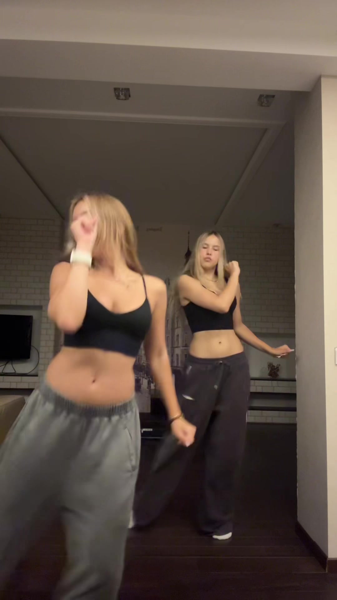 @Сашуля🤍