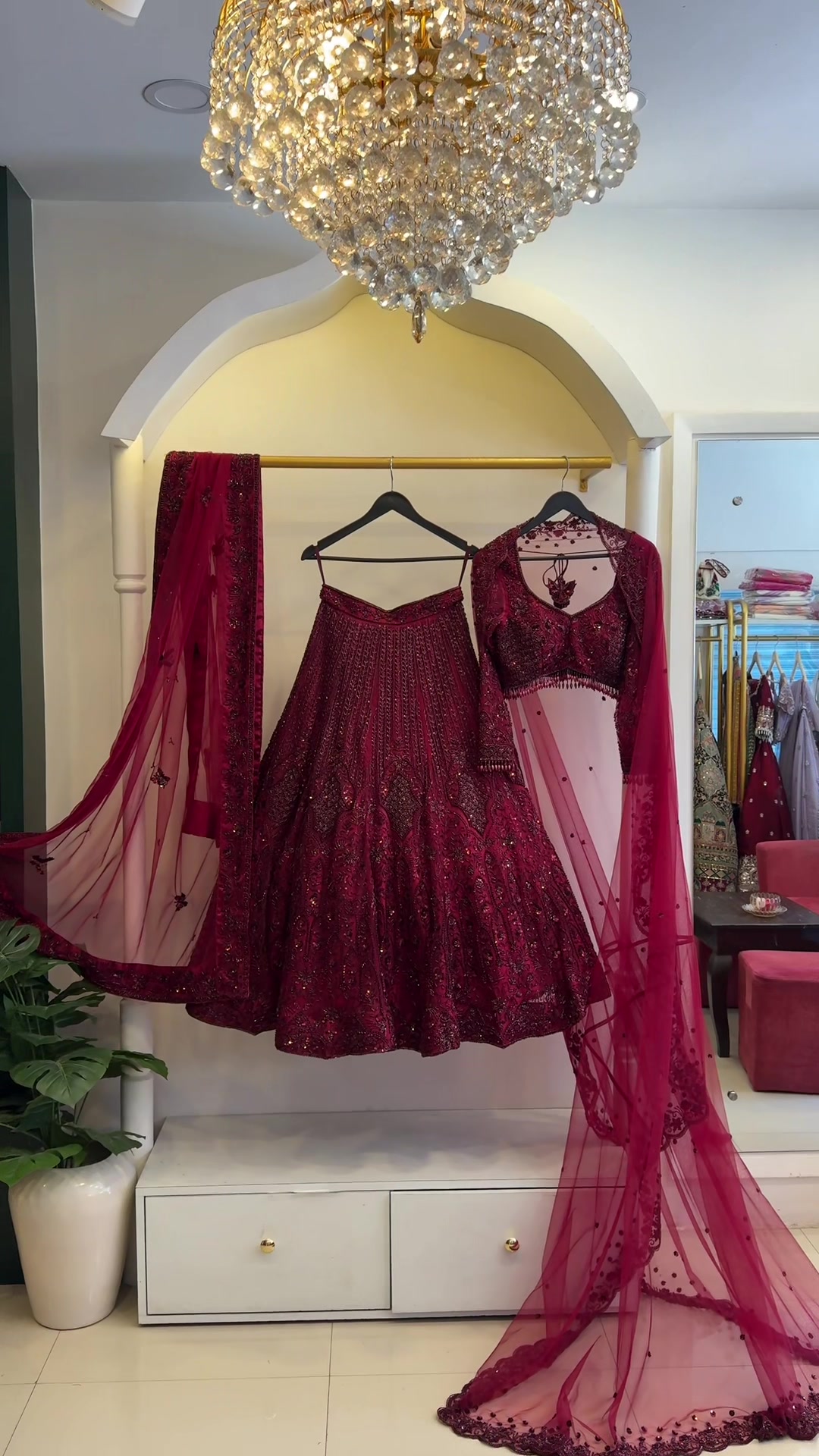 @aura_couture