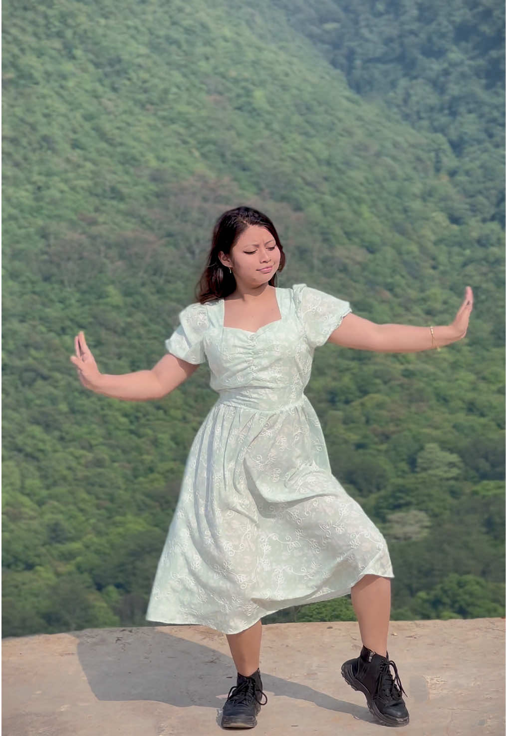 @Dancelikeritu🖤