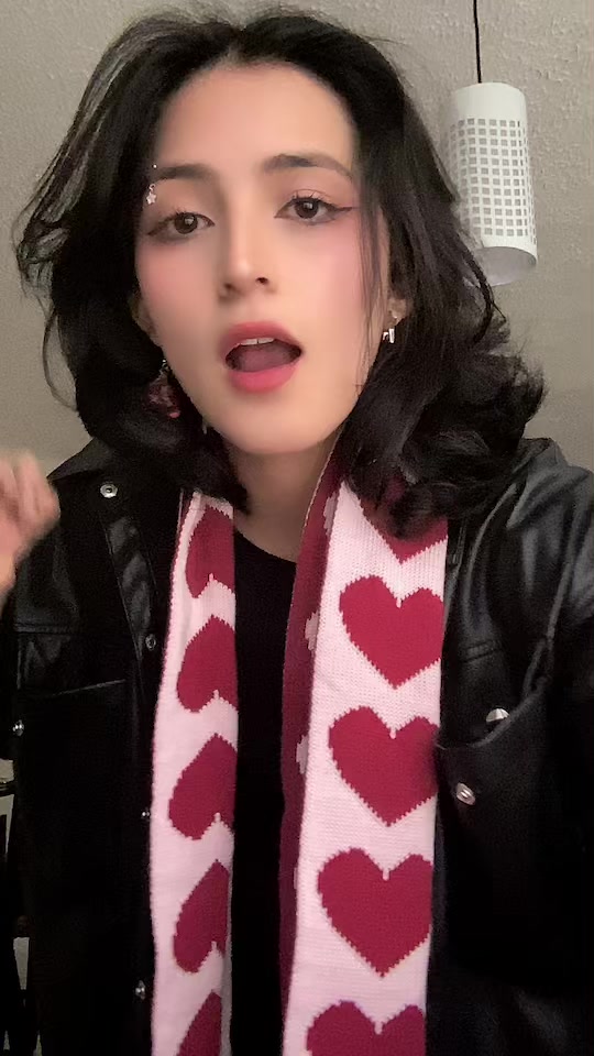 @Danielavaus