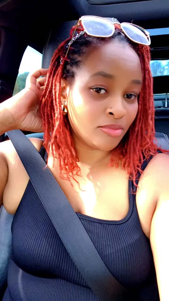 @LucyN