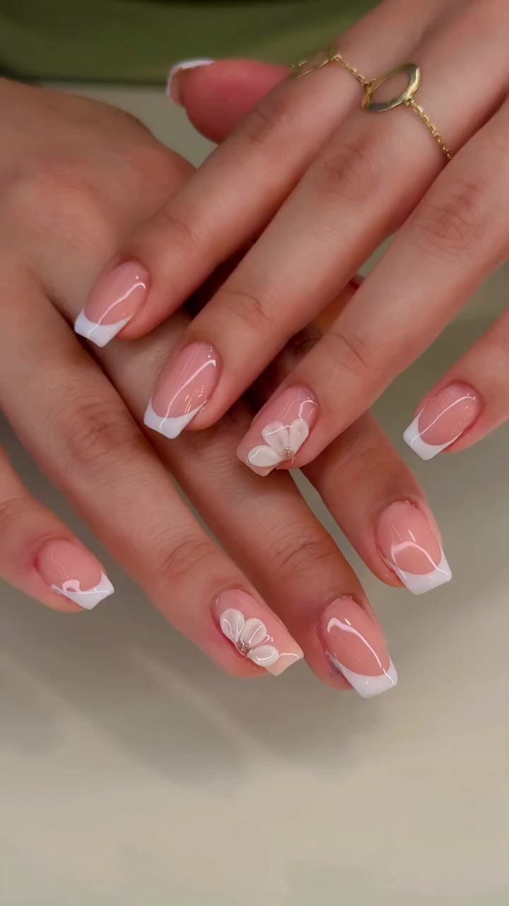 @Bloom Aesthetic