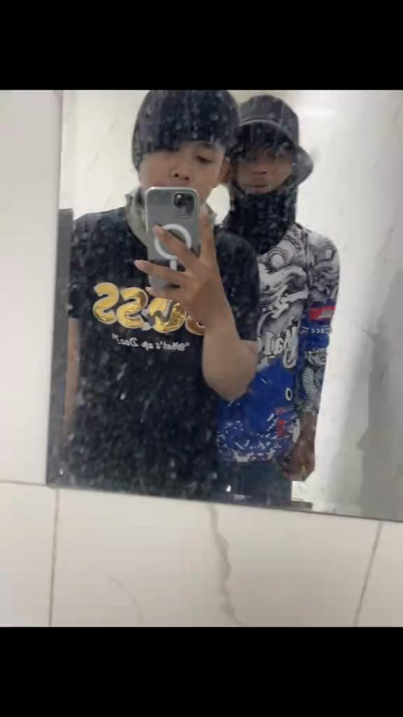 @ក្មេង  ជក់  ថ្នាំ  ☘️ ☘️