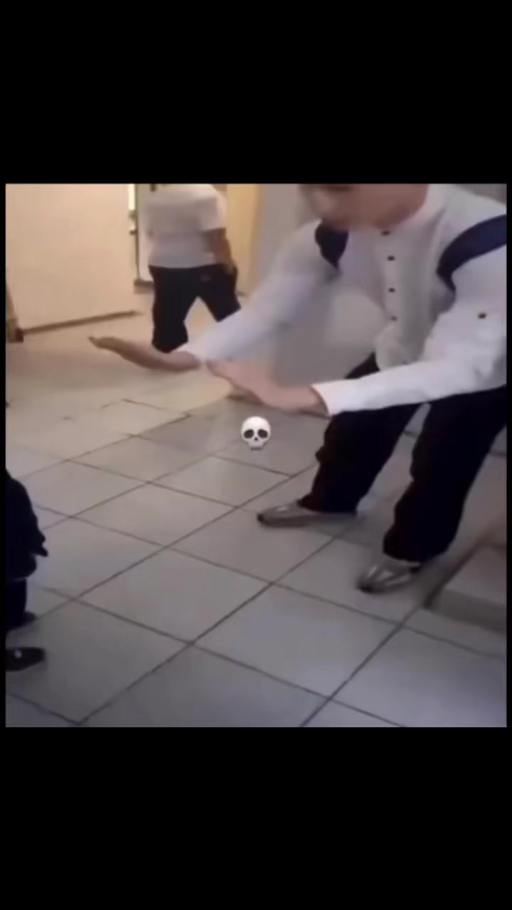 @skleikq