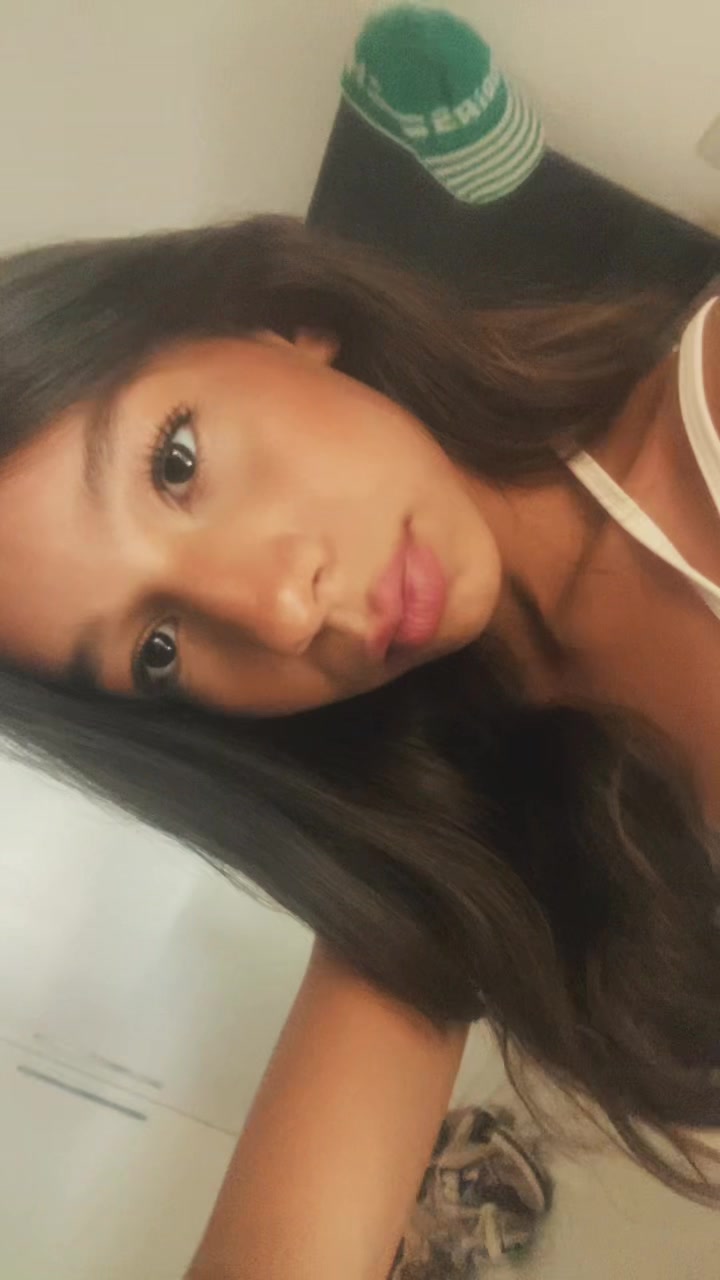 @Sophia Lima 👠🪽