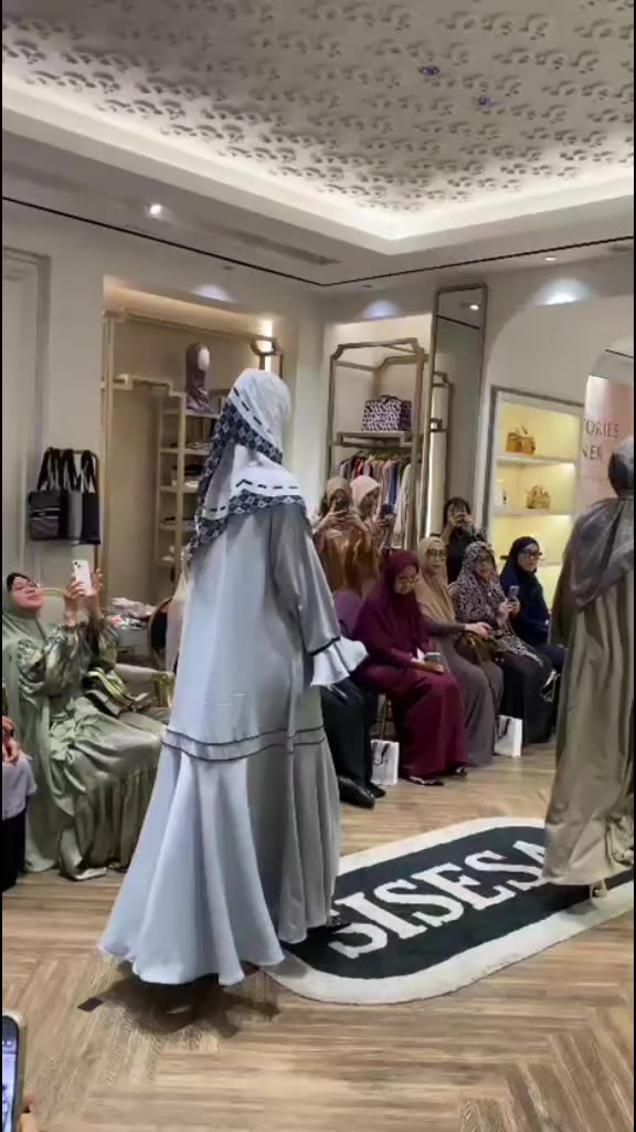 @CMgalleryfashion