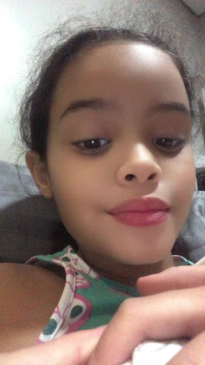 @Emilly Sc