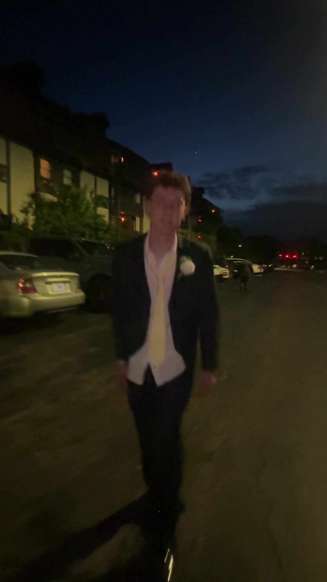 @G E N N A V I V E